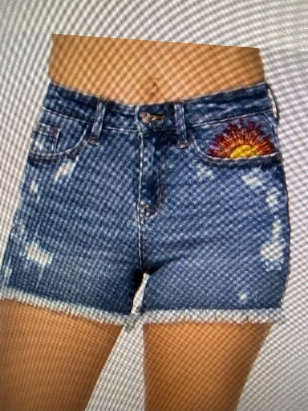 Judy Blue Distressed Denim Shorts Rainbow Sunburst Embroidery 3” Inseam 29 waist - Picture 6 of 16